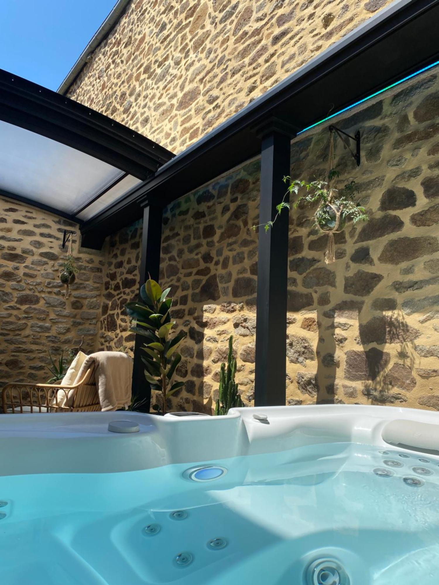 Villa Lily Spa, Chambre D'Hotes Avec Spa Privatif La Vicomté-sur-Rance Buitenkant foto