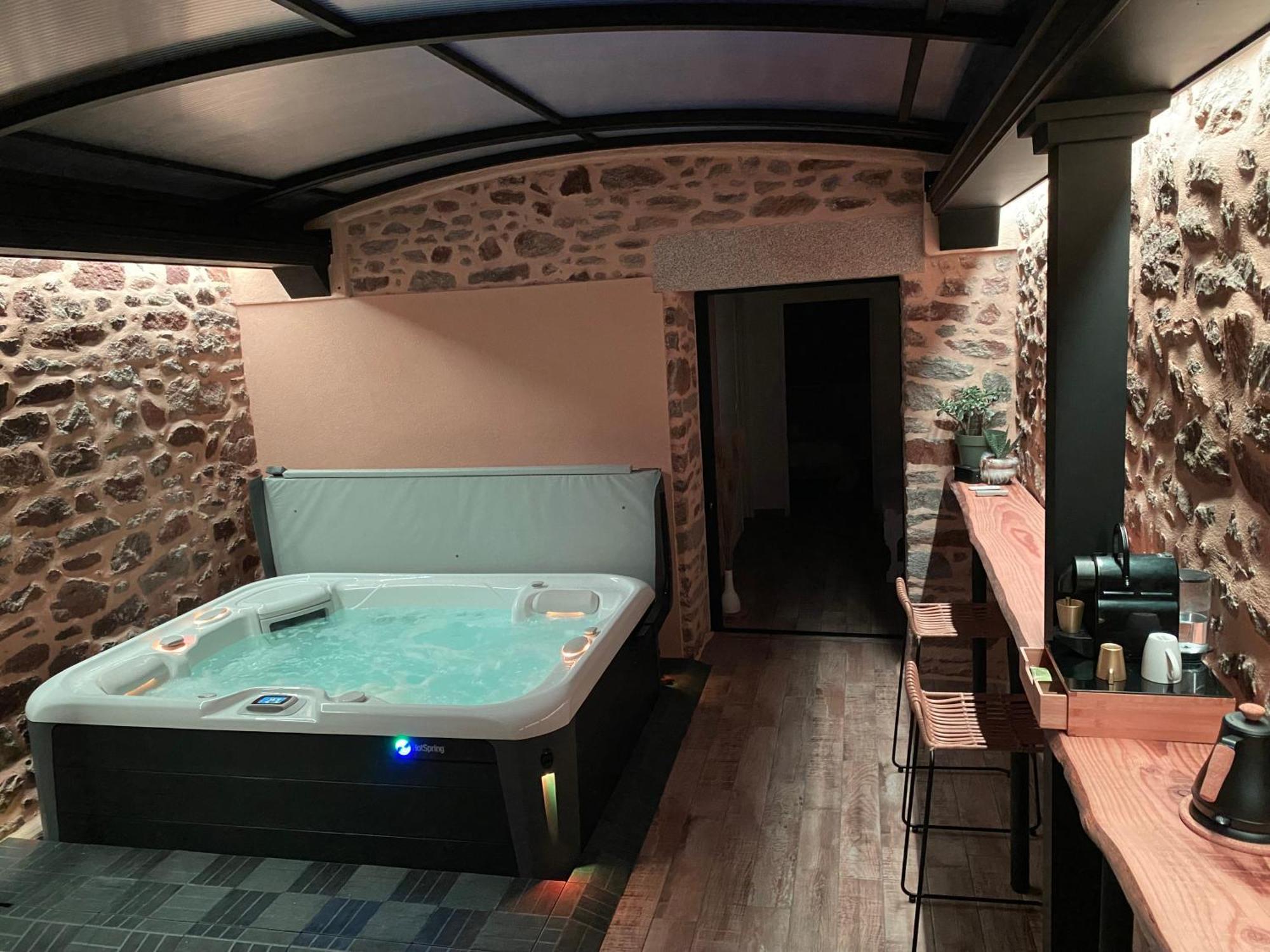 Villa Lily Spa, Chambre D'Hotes Avec Spa Privatif La Vicomté-sur-Rance Buitenkant foto